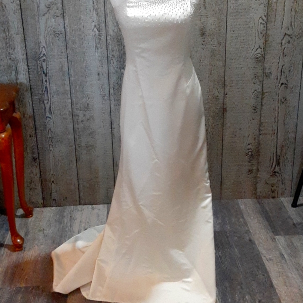 Size 6 Wedding dress